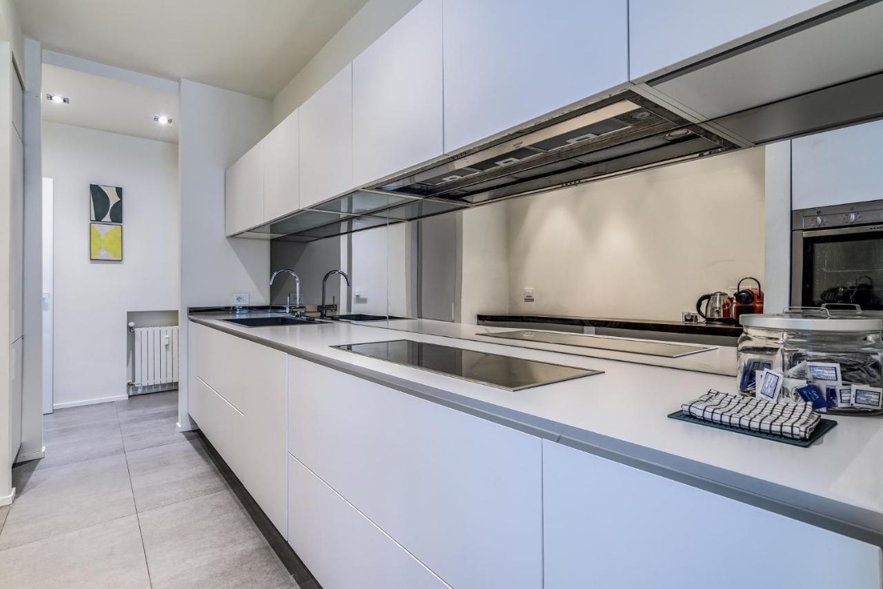 San Maurilio Apartment Milan Exterior photo